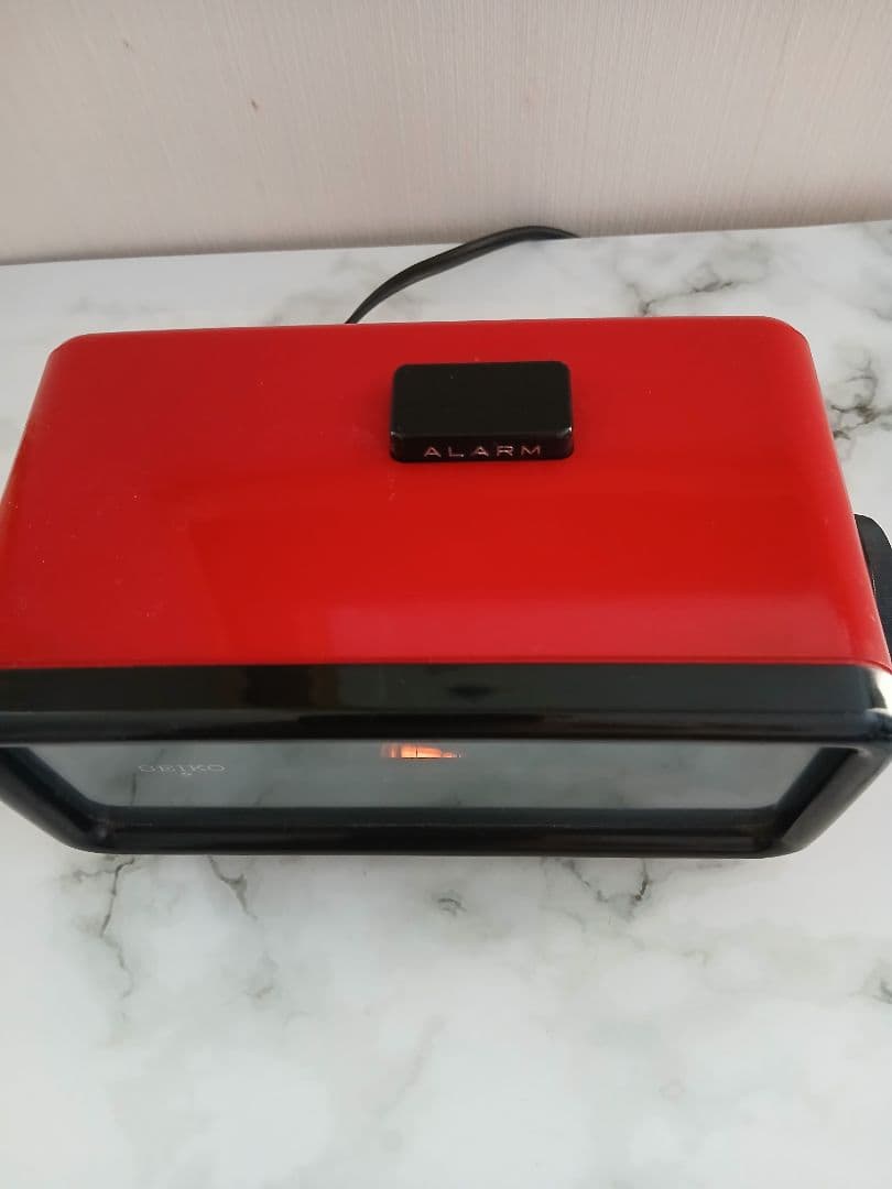 SEIKO パタパタ時計 DP692T 赤と黒 昭和レトロ 50/60Hz - メルカリ