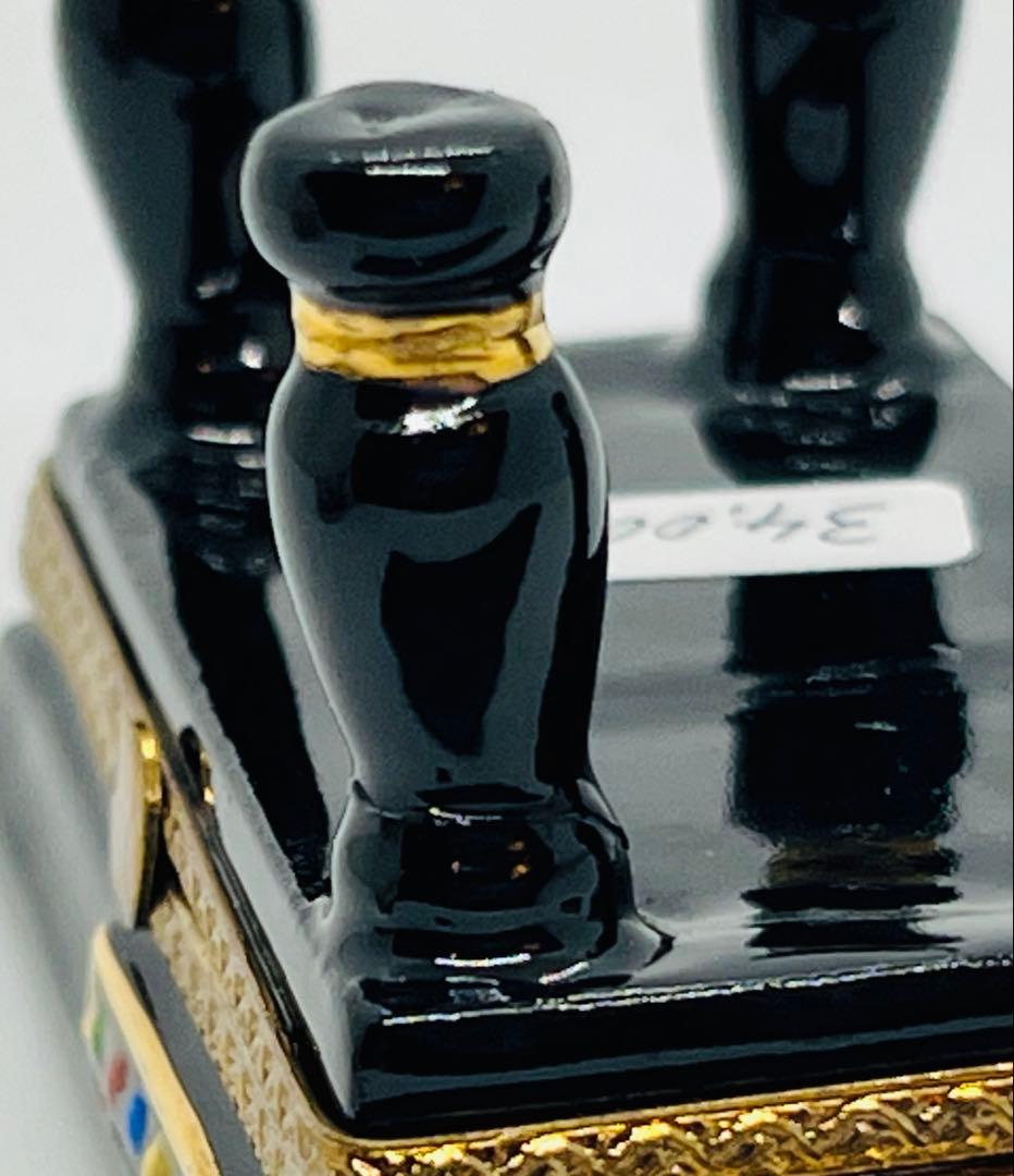 ワケアリ　リモージュボックス　ビリヤードテーブル