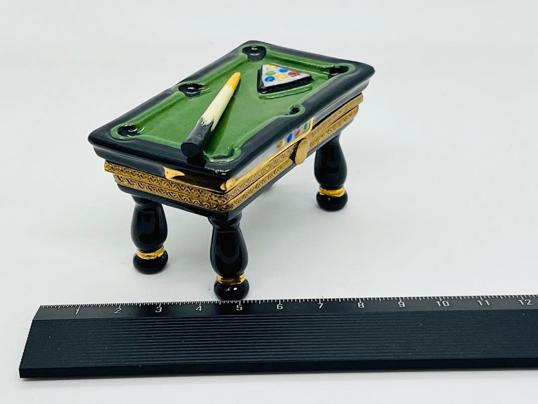 ワケアリ　リモージュボックス　ビリヤードテーブル