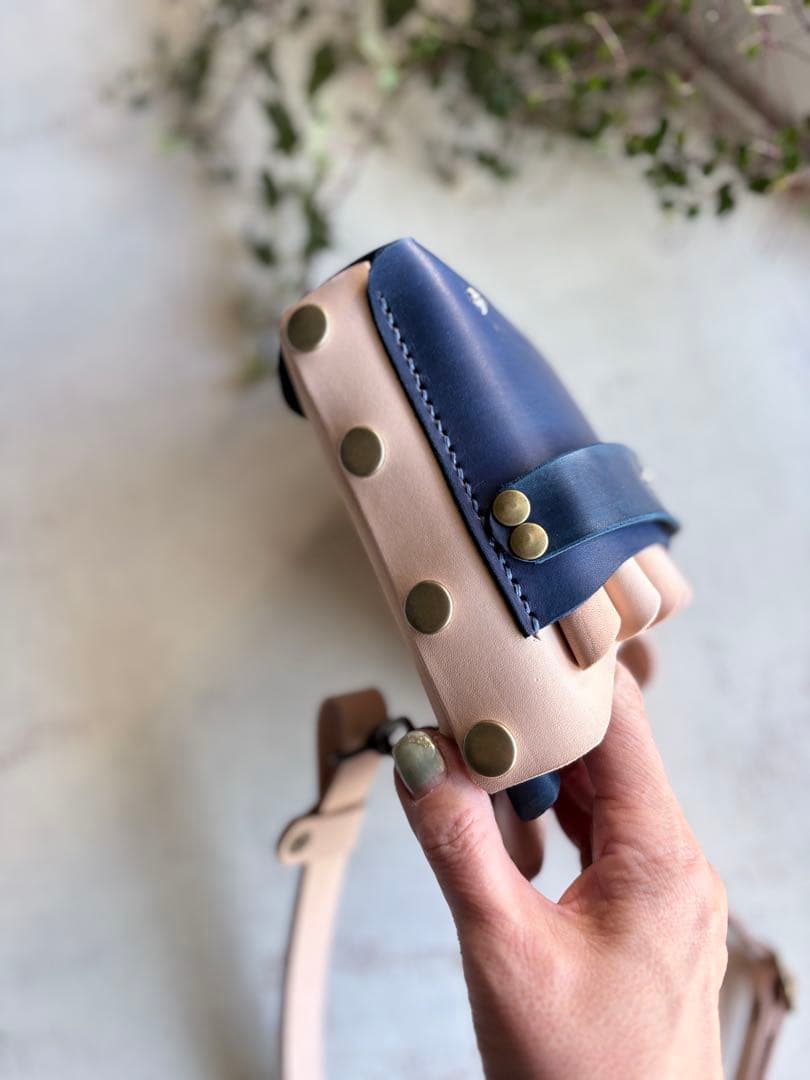 ヌメ革ナチュラル、手染めネイビー、大容量シザーケース
