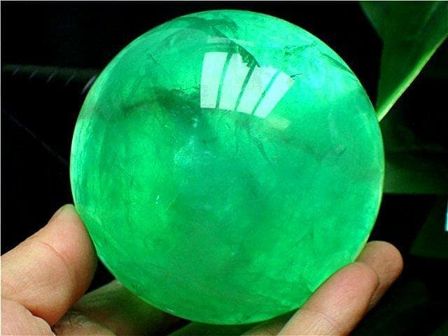 「在庫処分」82mmAAA級天然フローライト蛍石丸玉B85F1/211F06D