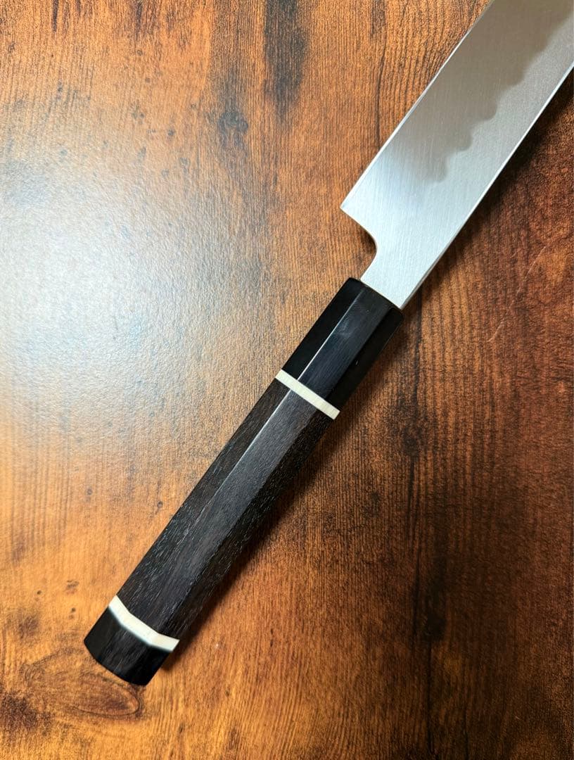 【堺打刃物】　祥太郎作　刺身 柳刃　本焼　白鋼　9寸　鏡面　包丁　黒檀水牛八角柄