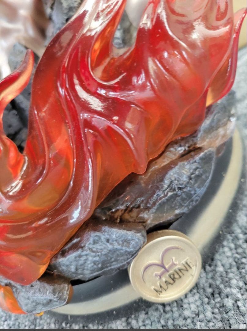 ジャンク)ワンピース 赤犬 フィギュア アカイヌ 高さ約40cm - メルカリ