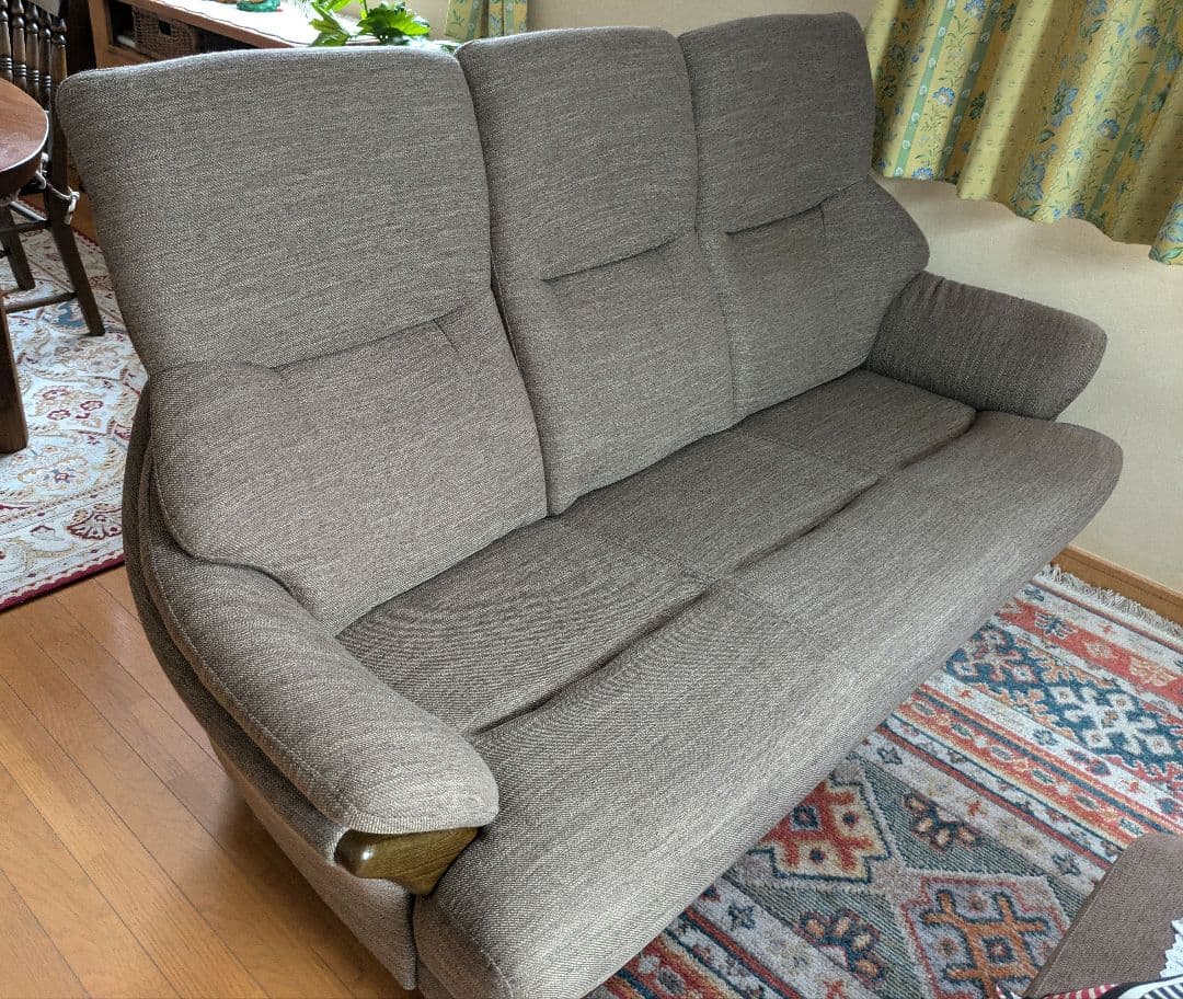 直接引き取り限定✩ニトリ✩美品3人掛け布張りソファ