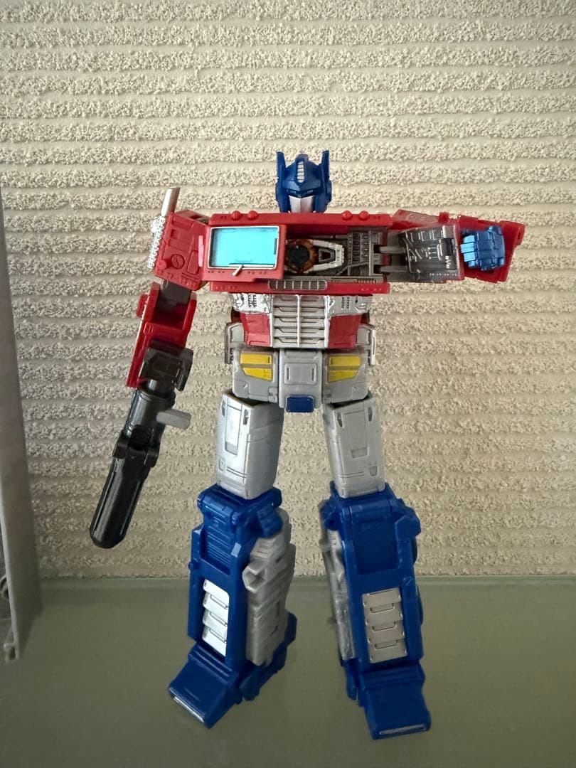 オートボット ヘッドクオーターとER-02のオプティマスプライム