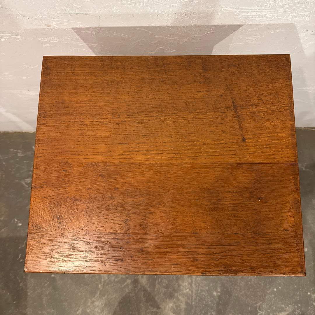 ヴィンテージ　木製サイドテーブル　引き出し／扉収納付き