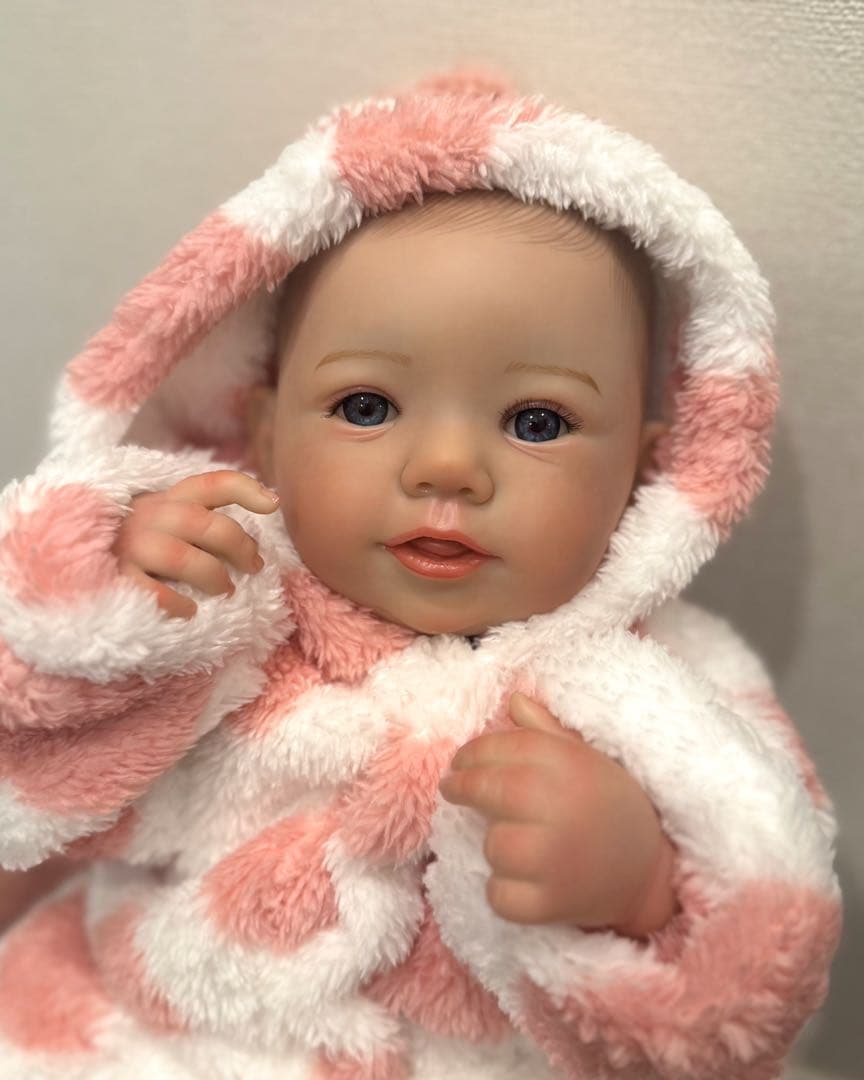 ★新品★リボーンドール フルボディーつぶらな瞳の女の子48cm