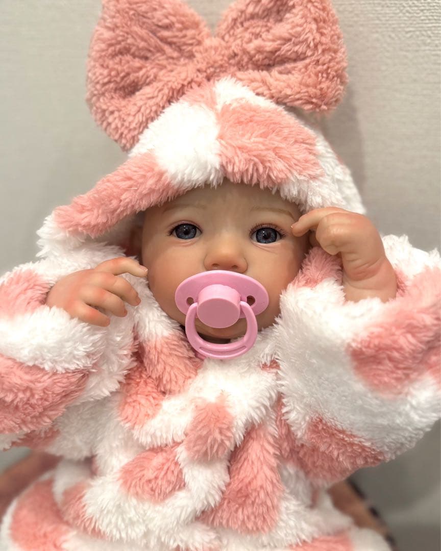 ★新品★リボーンドール フルボディーつぶらな瞳の女の子48cm