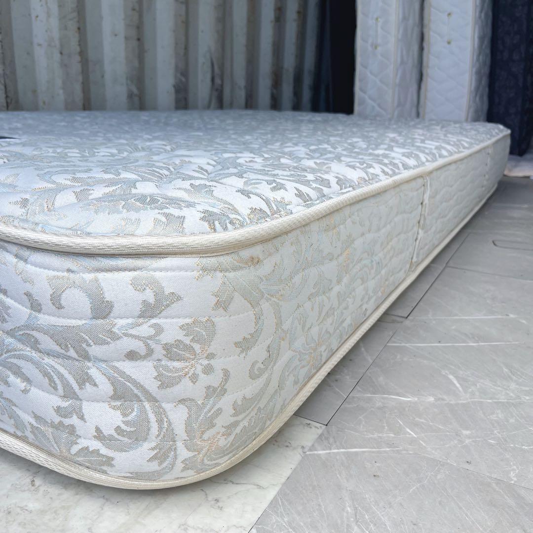 取付無料！シモンズ ビューティレスト エクストラハード セミダブルマットレス✨