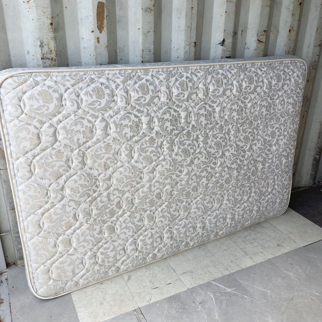 取付無料！シモンズ ビューティレスト エクストラハード セミダブルマットレス✨