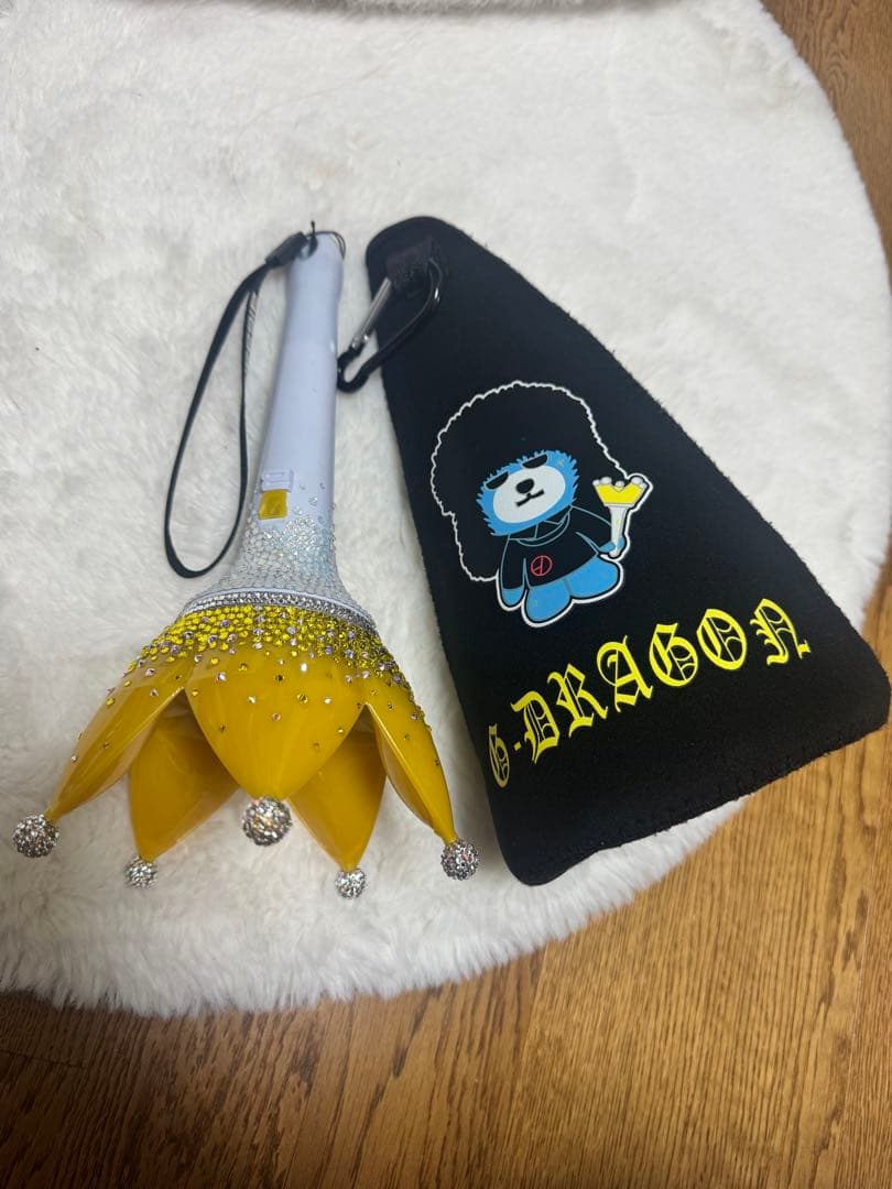 BIGBANG 韓国版ペンライト 〈スワロフスキーデコver.〉 - メルカリ