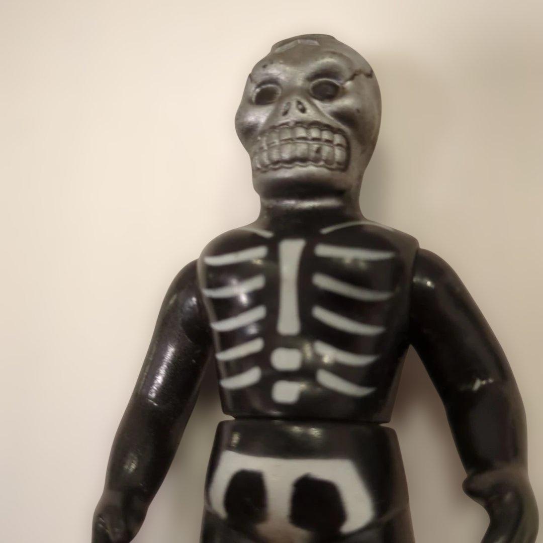 タイガーマスク　スカルスター　骸骨フィギュア　美品
