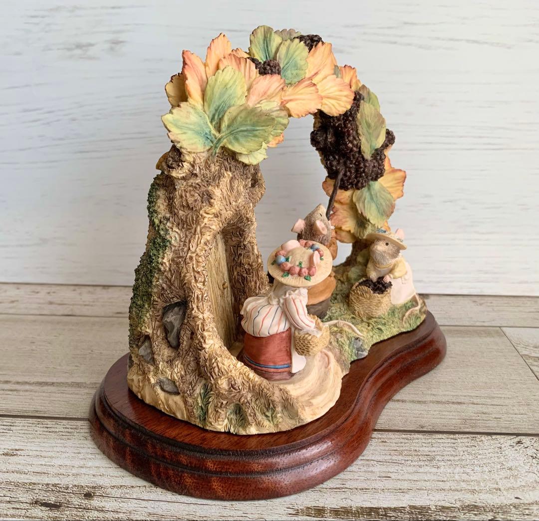 【希少】ブランブリーヘッジ 秋 Autumn タブロー フィギュリン 置物