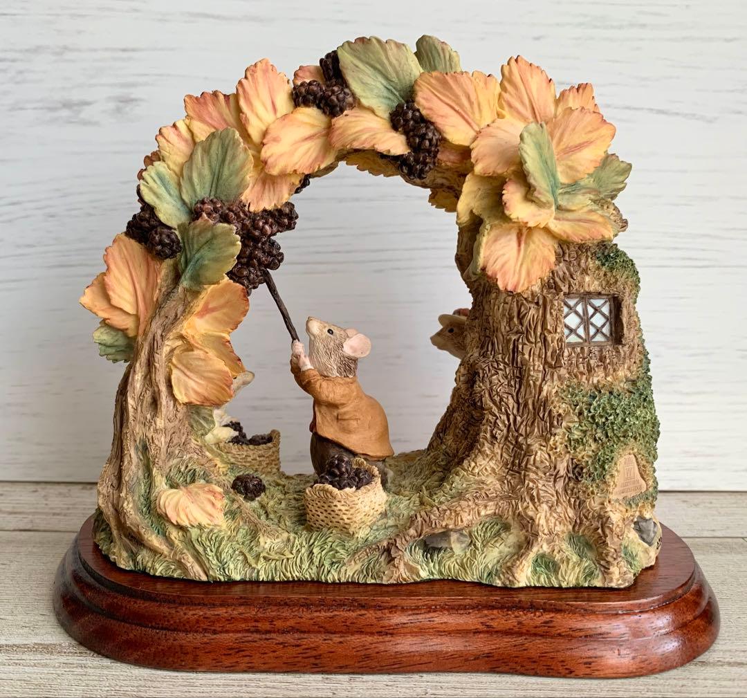 【希少】ブランブリーヘッジ 秋 Autumn タブロー フィギュリン 置物