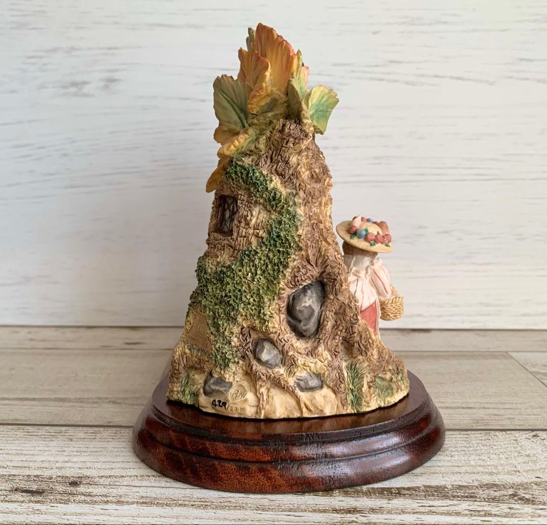 【希少】ブランブリーヘッジ 秋 Autumn タブロー フィギュリン 置物