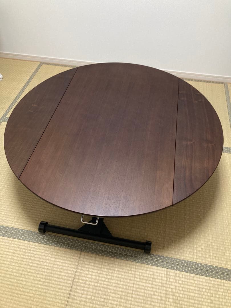 昇降付きテーブル