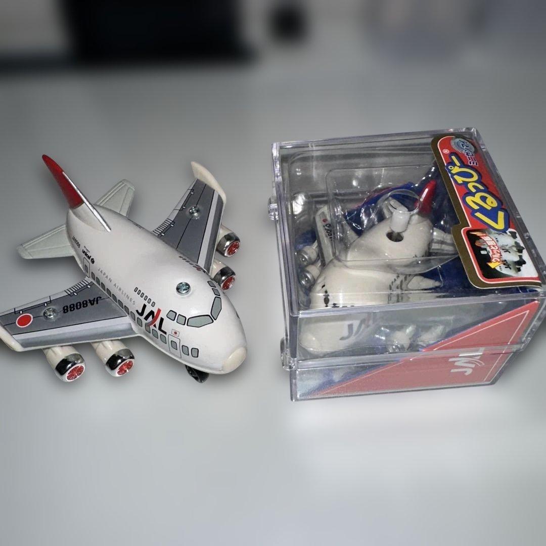 JAL 飛行機 くるっぴー 2体セット - メルカリ