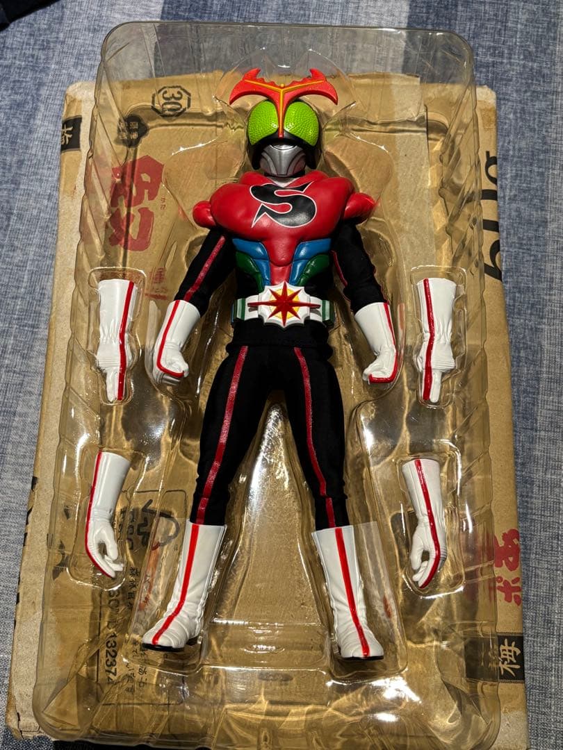 メディコム・トイ 仮面ライダーストロンガー 、アマゾン、ライダーマン3点セット