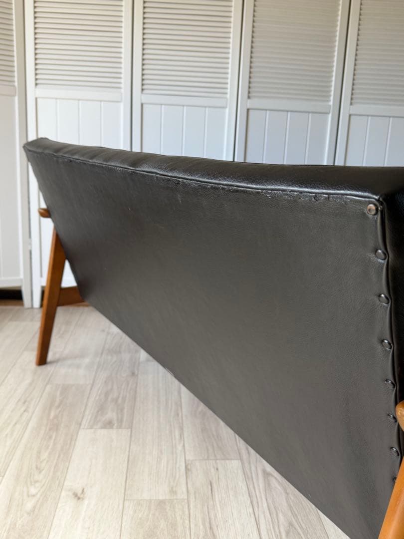 boys カリモク Kチェア ブラック 2P 2人掛け ソフトレザー