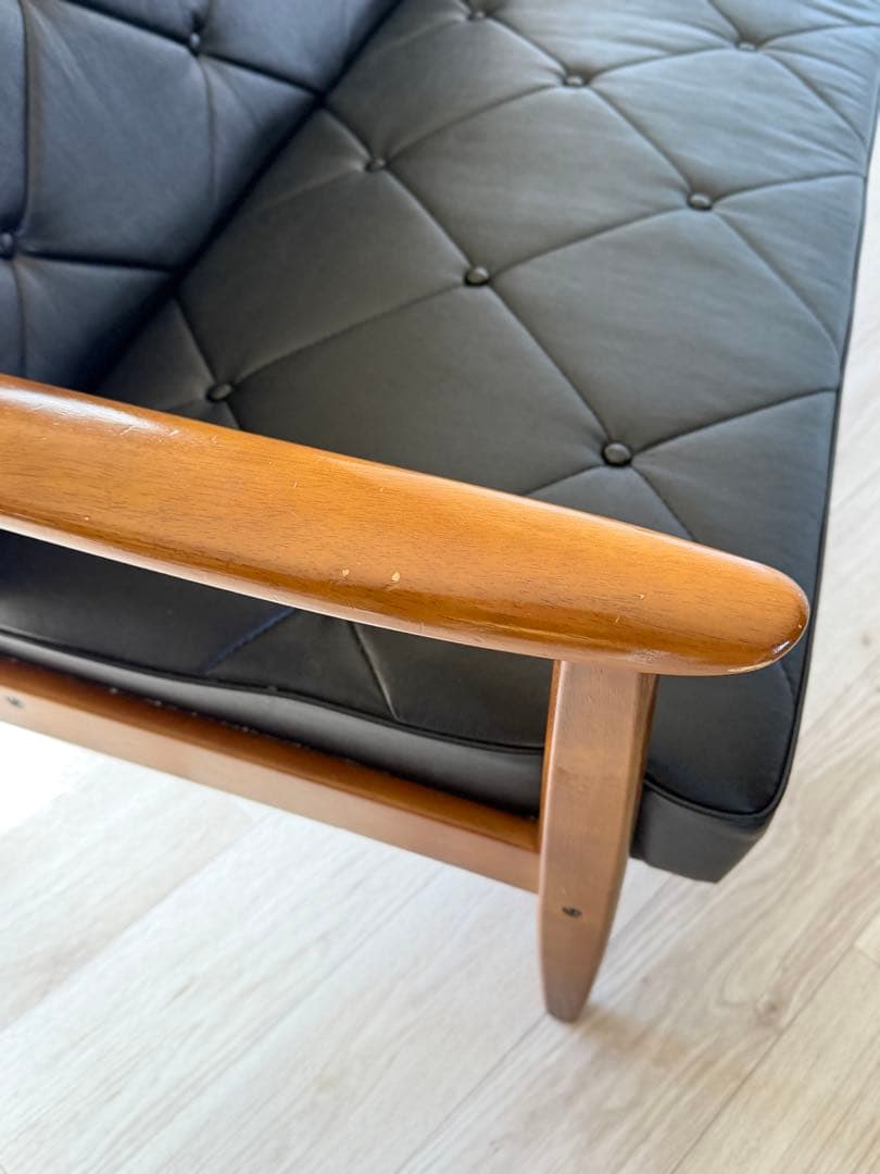 boys カリモク Kチェア ブラック 2P 2人掛け ソフトレザー