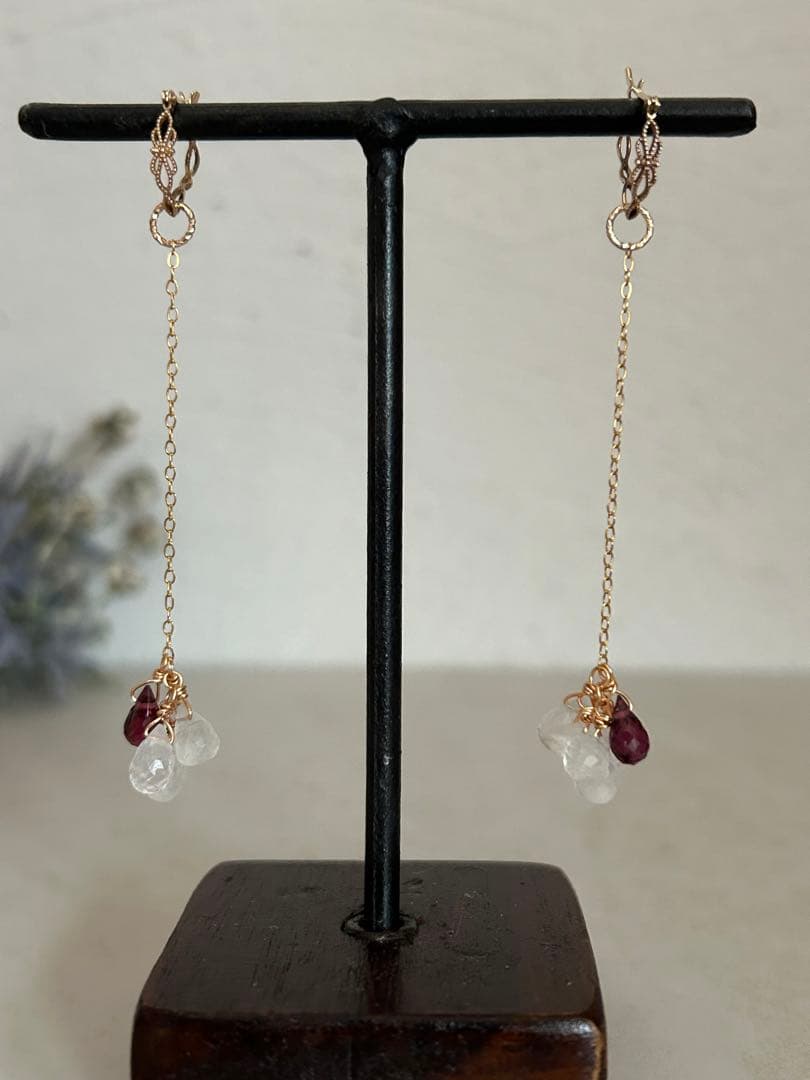 14KGF ブルームーンストーンとロードライトガーネットのチャーム