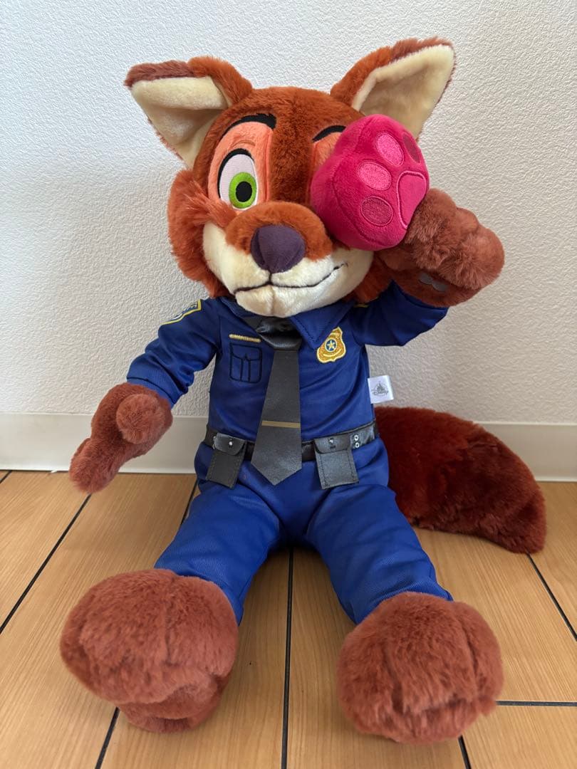 ズートピア ニック ぬいぐるみ MOGUMOGU ディズニーストア - メルカリ