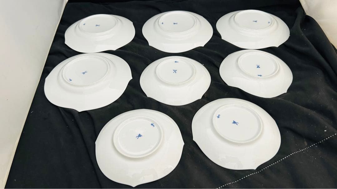 ともぴ様専用マイセン 白磁 皿 器 まとめ売り8枚 ソーサー - メルカリ