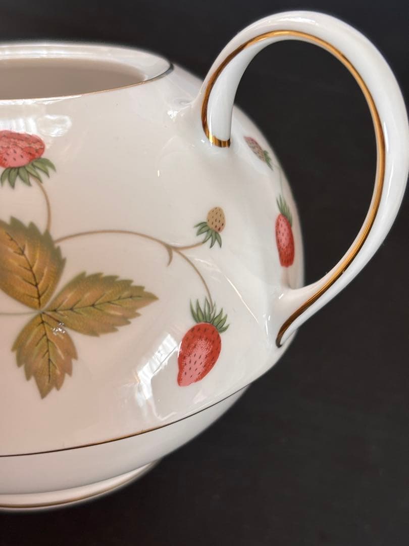 新品未使用❣️ウェッジウッド ワイルドストロベリー アルクレスコ