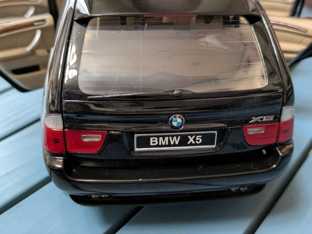 京商 BMW X5 4.4i ミニカー　1:18