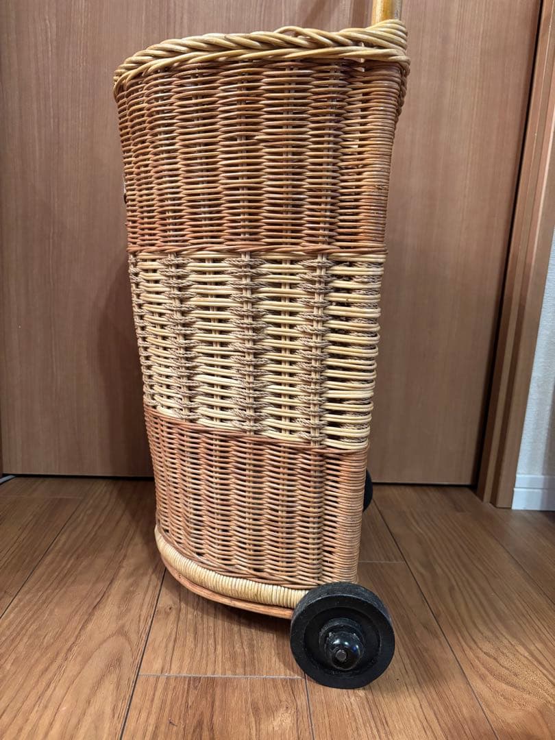 アンティーク ラタン カゴキャリー　ショッピングカート バスケット　籐　収納