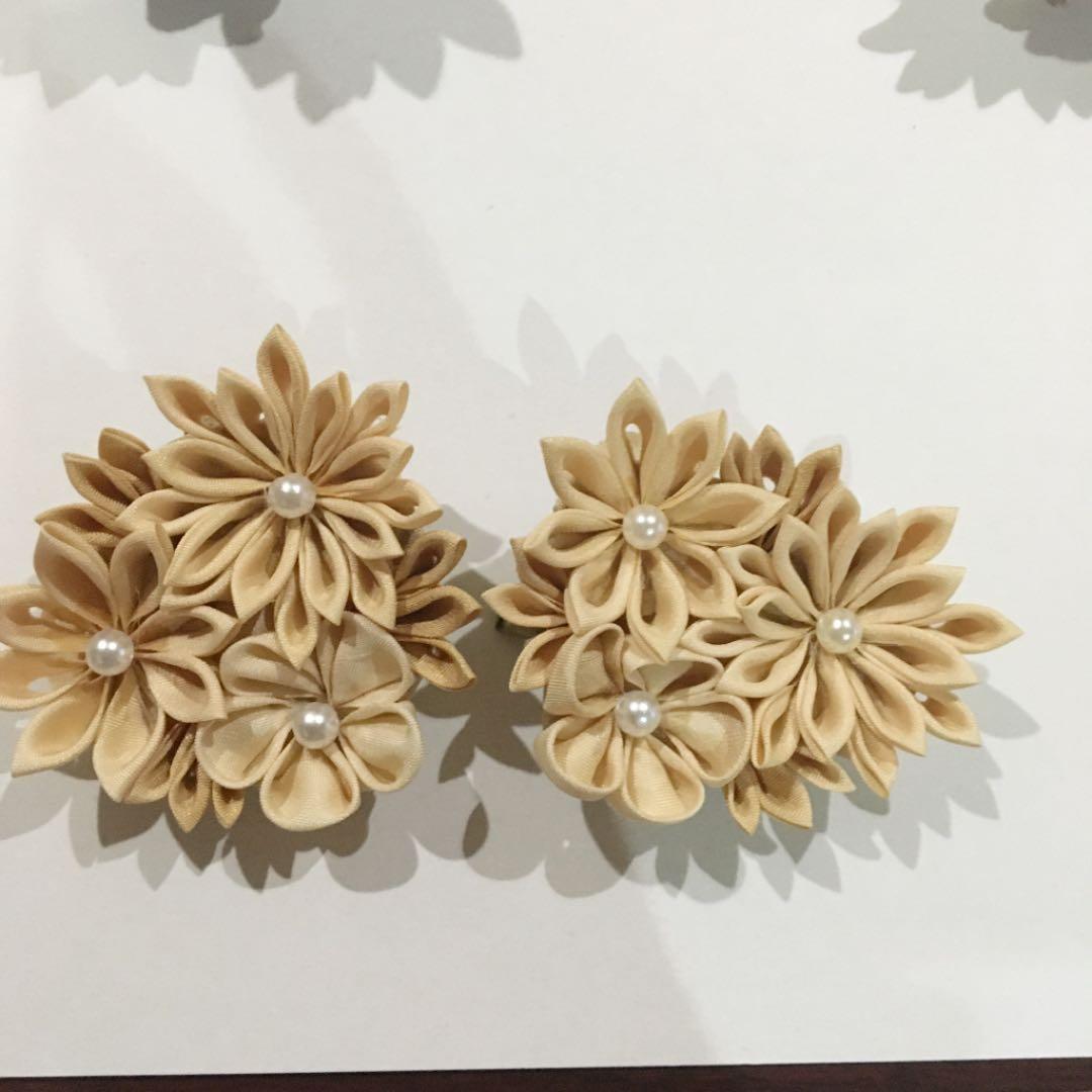 売約済み　つまみ細工の髪飾り