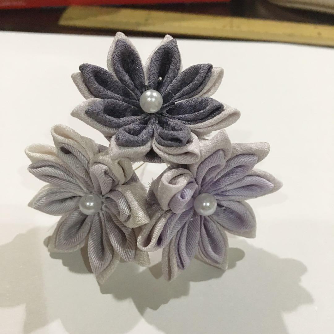 売約済み　つまみ細工の髪飾り