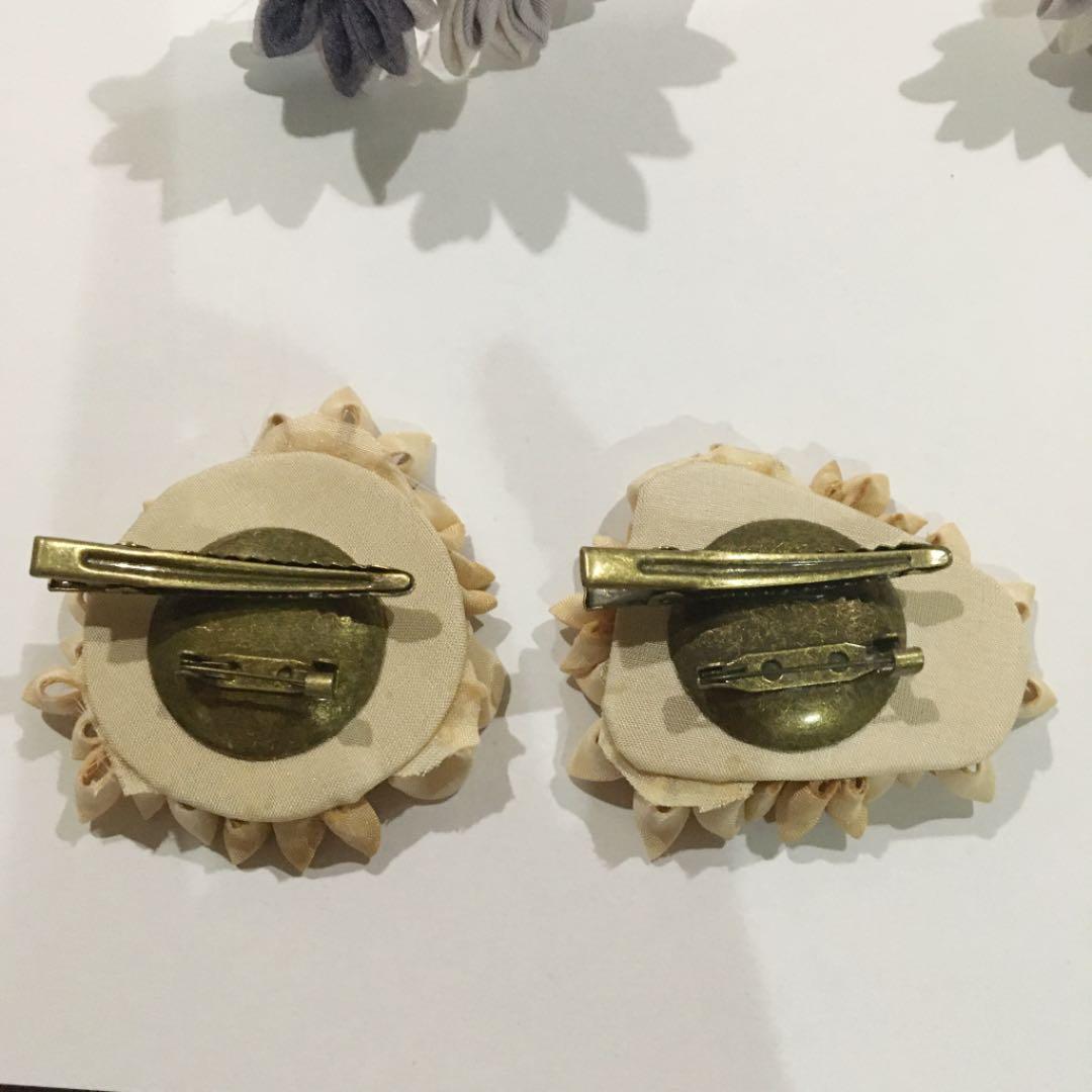 売約済み　つまみ細工の髪飾り