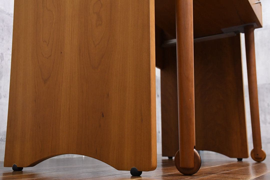 EIC24 アクタス ポラダ チェリー材 スクリヴァーノ スライドデスク