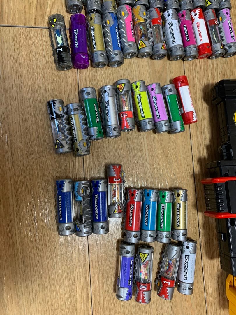 キョウリュウジャー　おもちゃセット