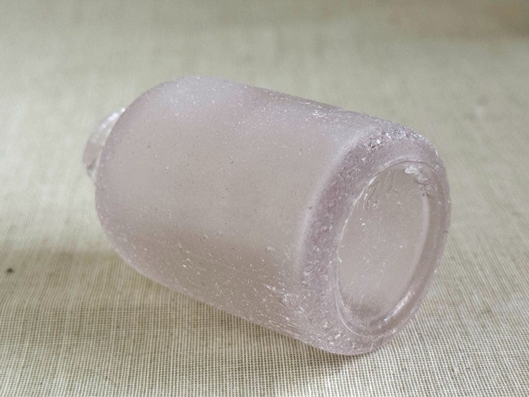 沖縄の海 奇跡の産物 ピンクのシーグラス瓶 激レア オブジェ シーグラスアート