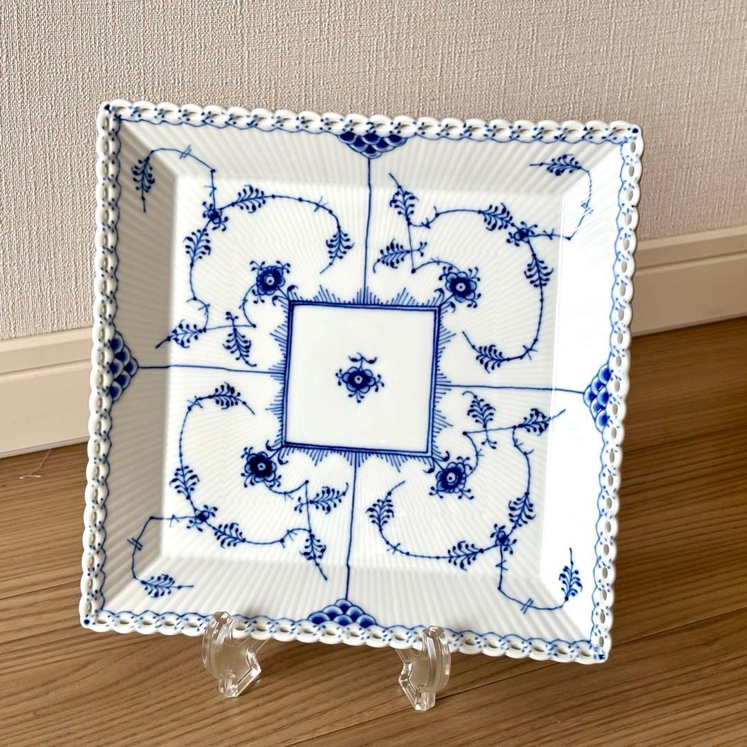 ロイヤルコペンハーゲン　ブルーフルーテッド フルレース プレート21cm