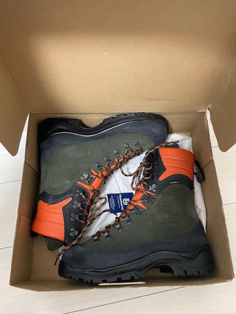 Husqvarna Protective Boots テクニカル 林業用安全靴
