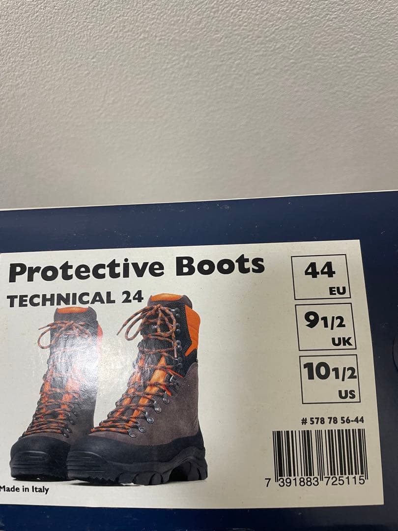 Husqvarna Protective Boots テクニカル 林業用安全靴