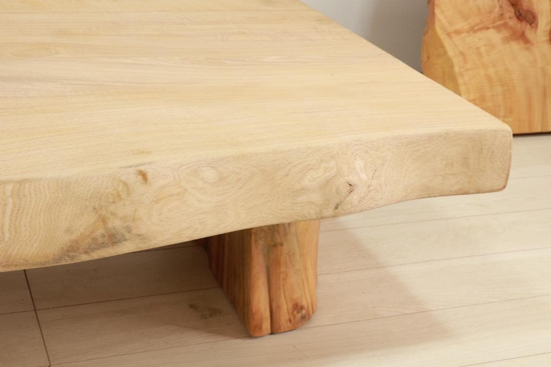 店頭展示品　１枚板　欅製　無垢材　和モダン　ローテーブル 天厚9㎝ BJ141