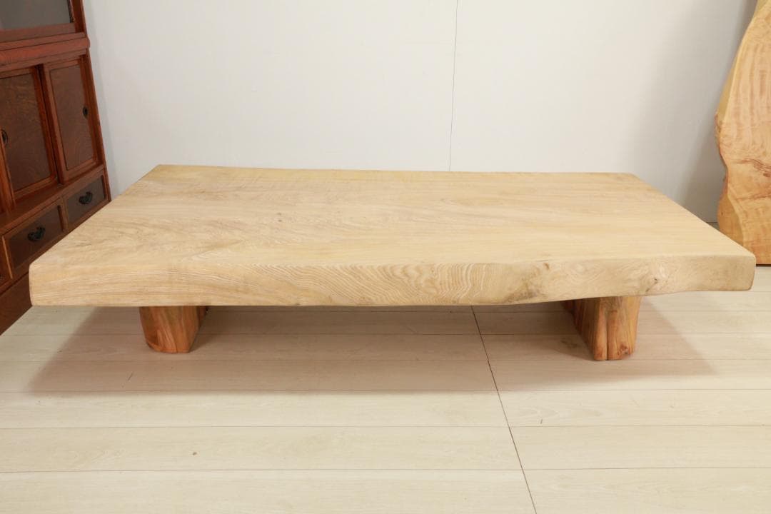 店頭展示品　１枚板　欅製　無垢材　和モダン　ローテーブル 天厚9㎝ BJ141