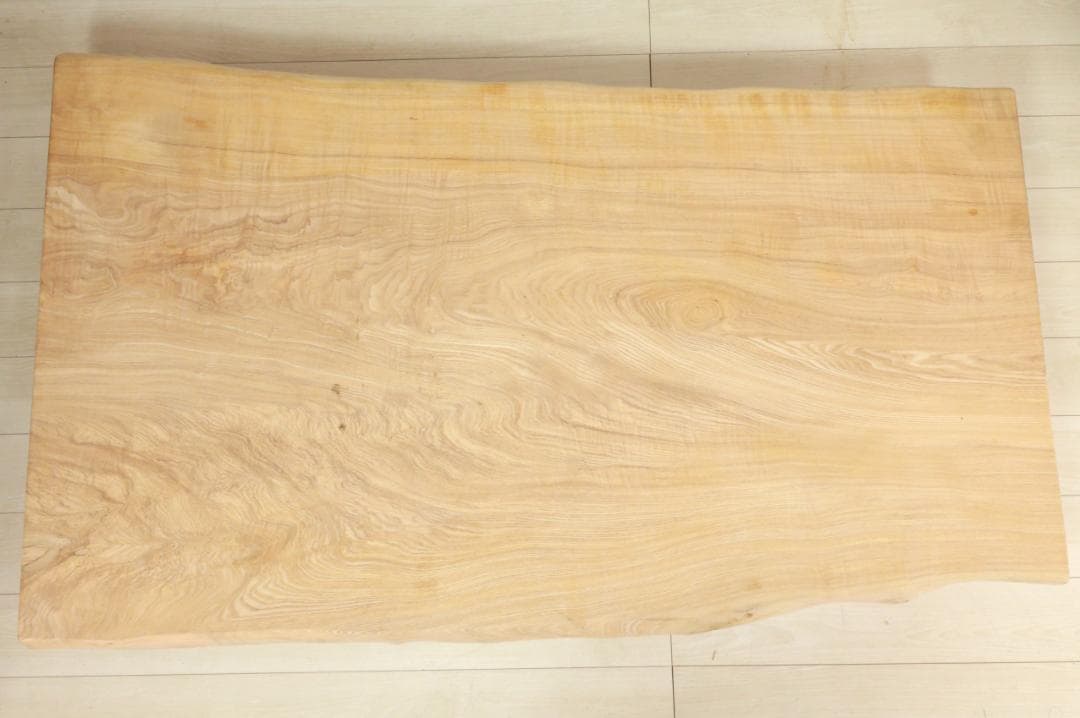 店頭展示品　１枚板　欅製　無垢材　和モダン　ローテーブル 天厚9㎝ BJ141