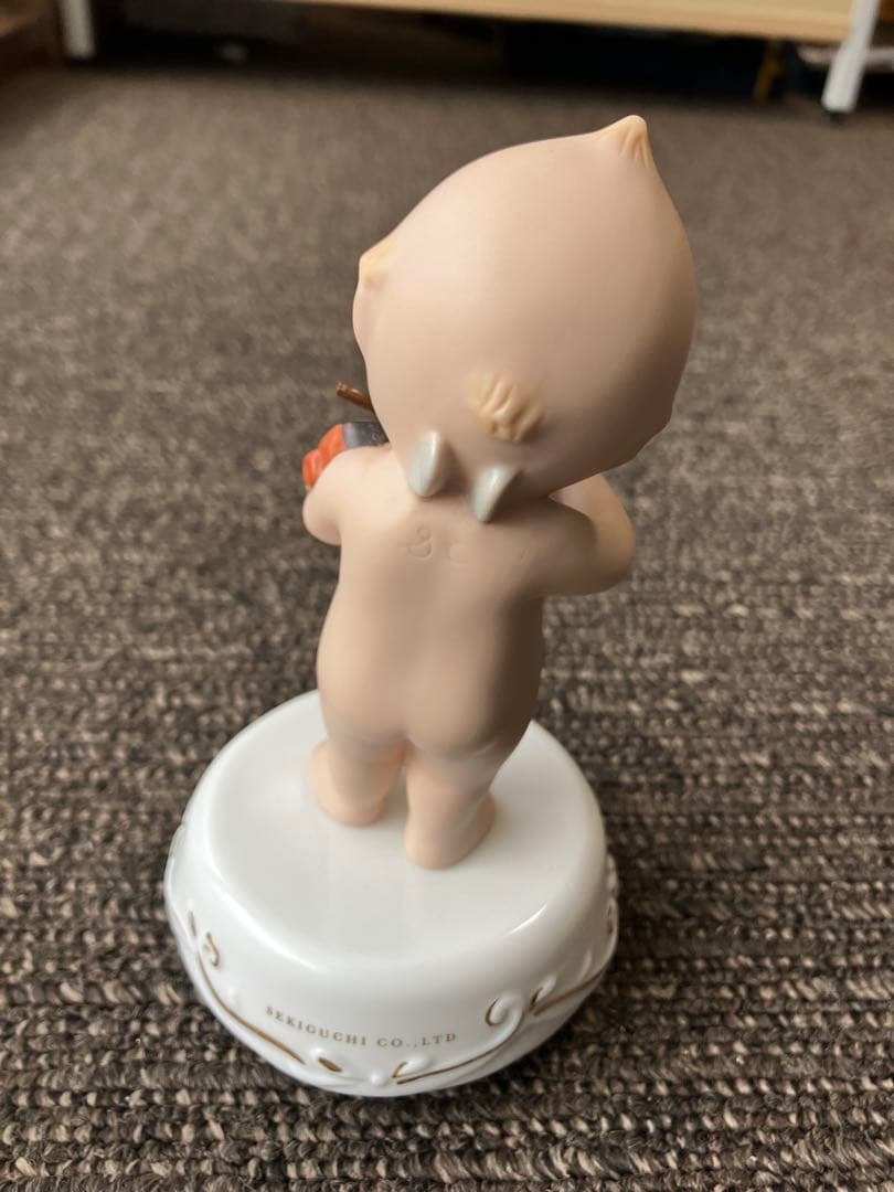 セキグチキューピー バイオリン フィギュア　オルゴール