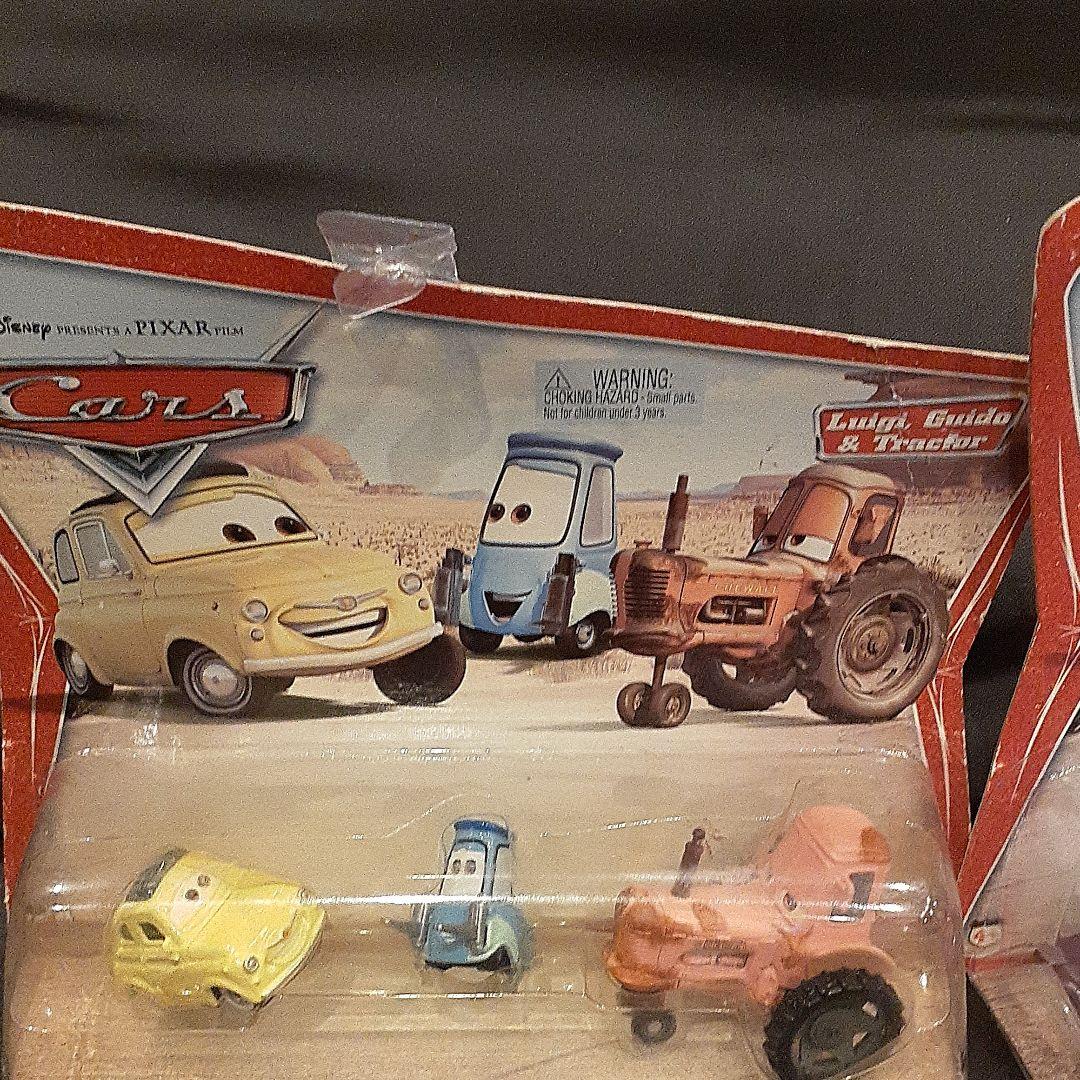 カーズ マテル社 ラジエータースプリングス 18台とスタンリー銅像