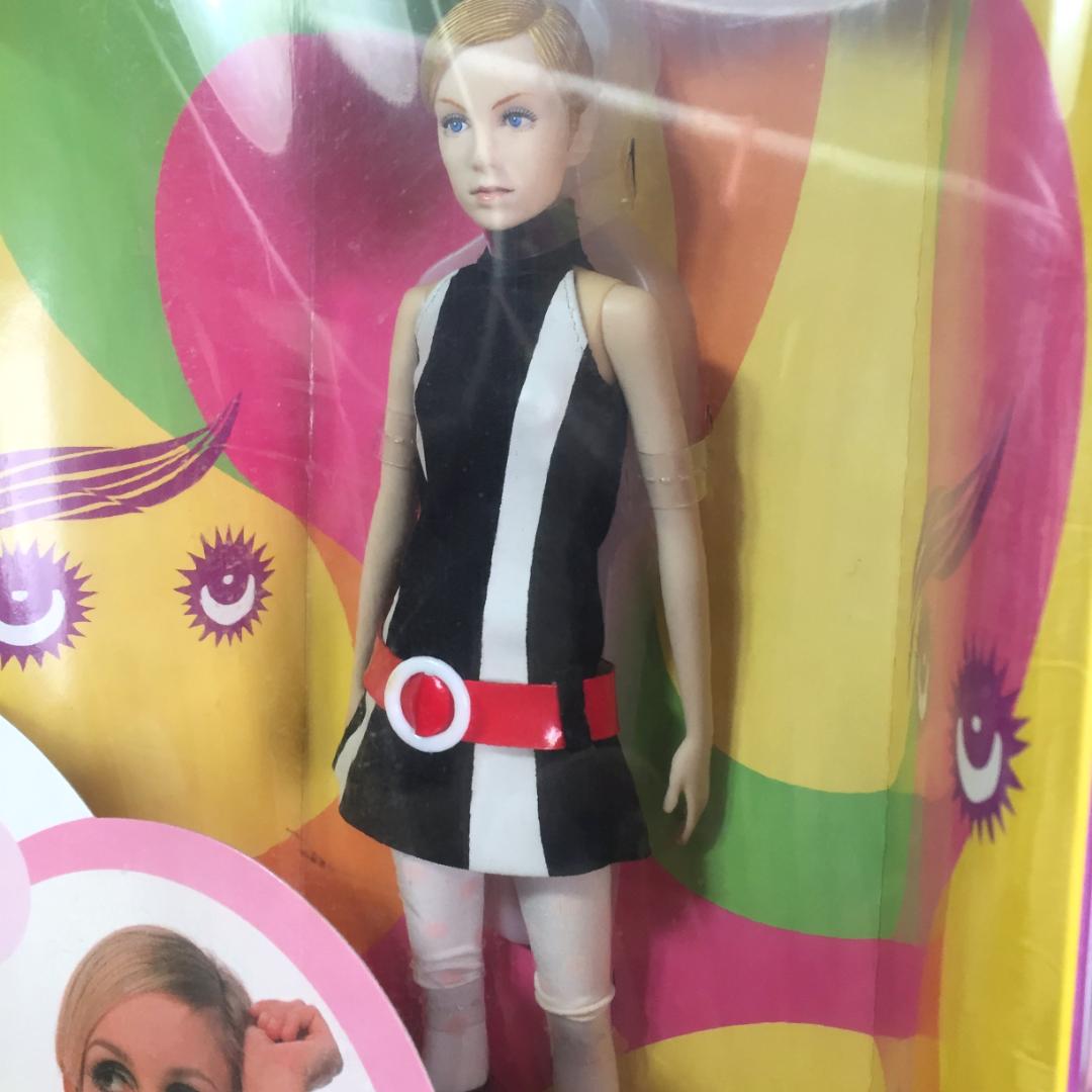 Twiggy Collection メディコムトイ ツイッギー 1/6フィギュア - メルカリ