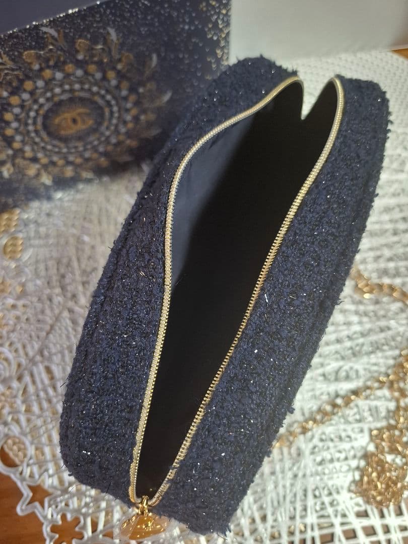 限定セール‼️CHANEL 　ホリデー限定ポーチ　ネイビー　ノベルティ　斜め掛け