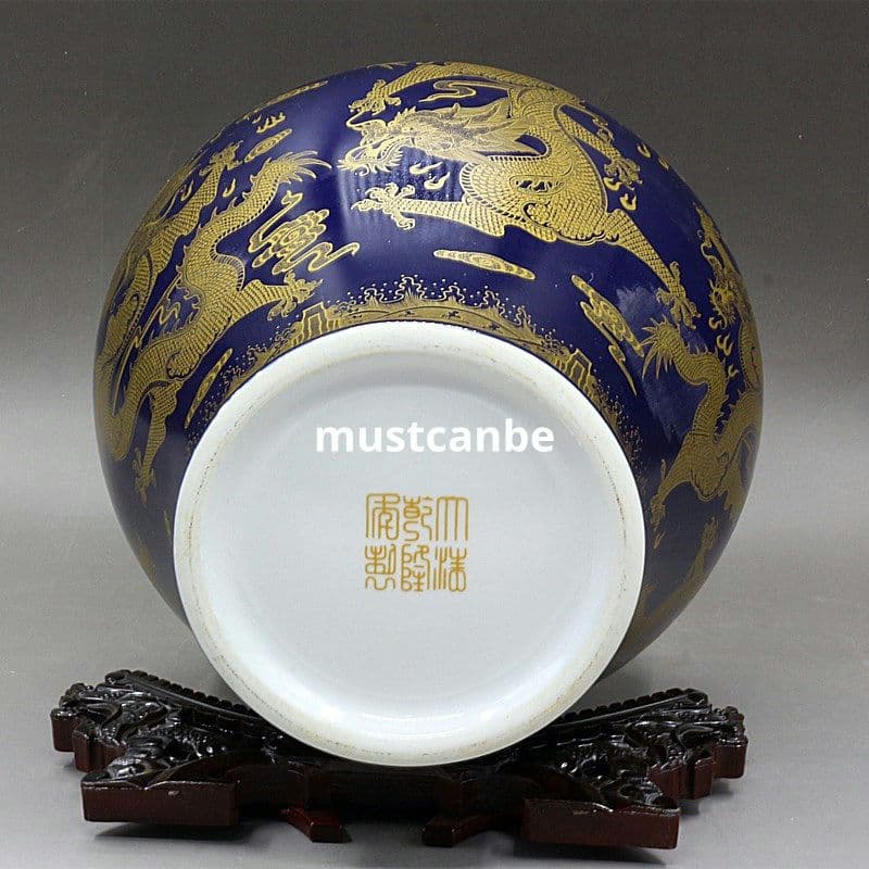 大清乾隆宝石藍蒔金竜紋将軍缶 景徳鎮 陶磁器 装飾品 現代工芸品 美術