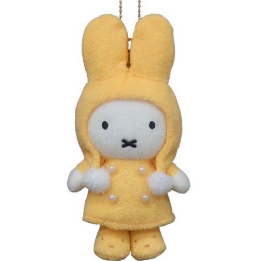 お月さま&お星さまとふゆのひミッフィー 」きいろのマスコットキー