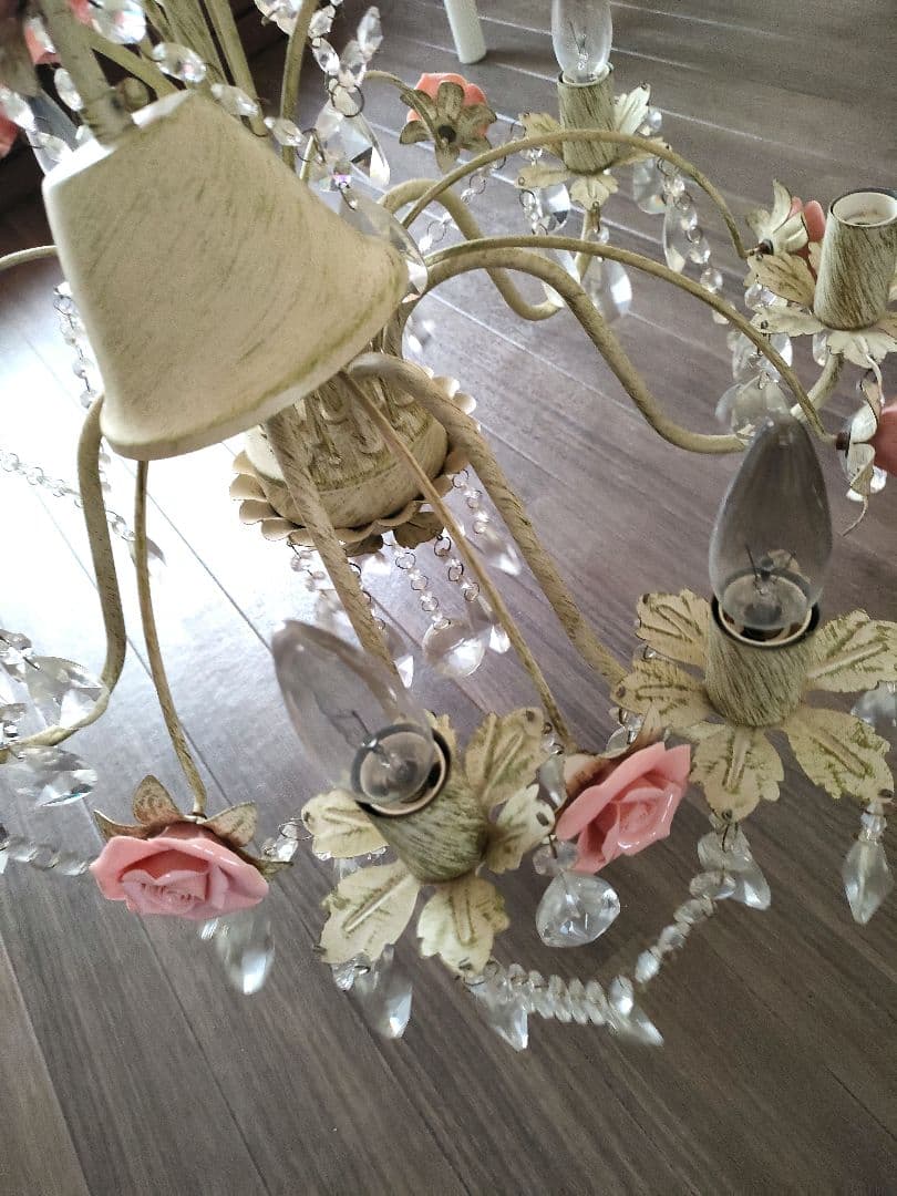 ローズ アンティーク風シャンデリア 6灯