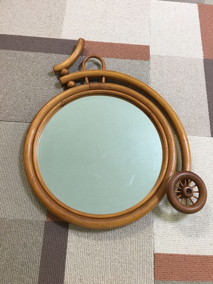 ラタン壁掛けミラー　アンティーク